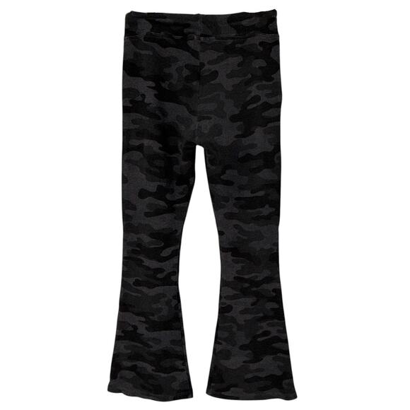 SUNDRY Camo Kick Flare Pants Size 0 - Picture 7 of 11